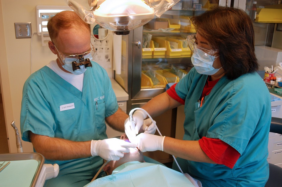 dentist-1025338_960_720