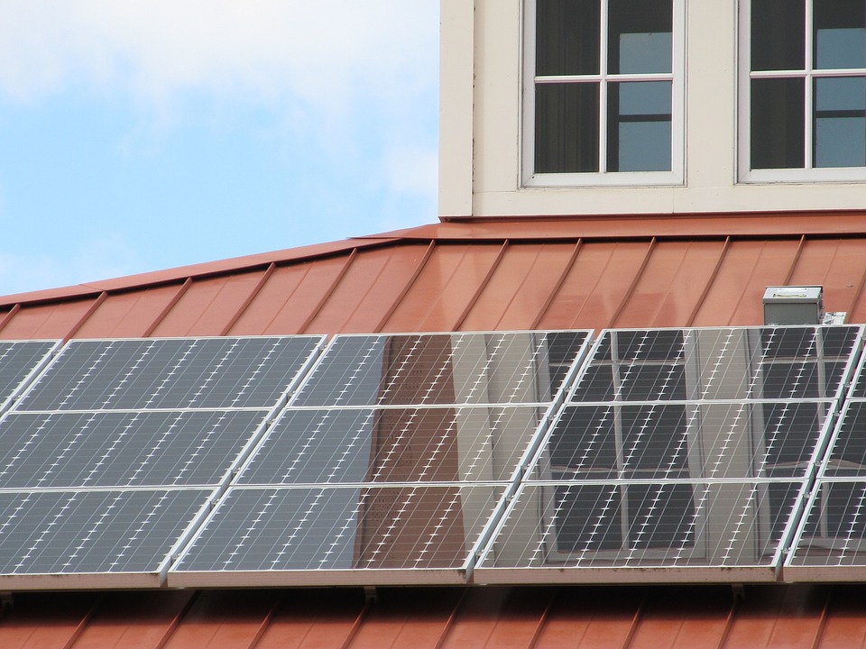 solar-panel-array-1794514_960_720