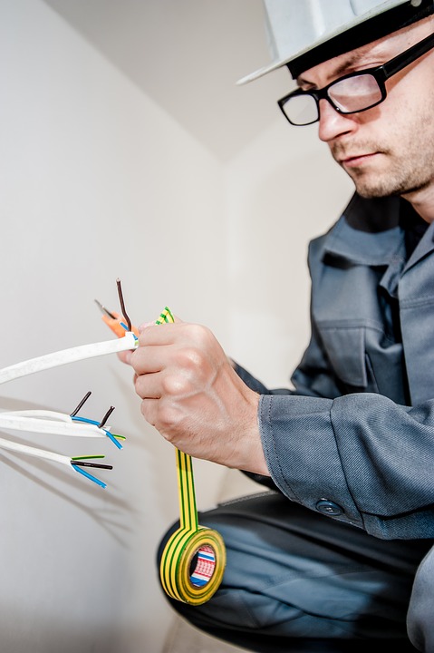 electrician-1080570_960_720
