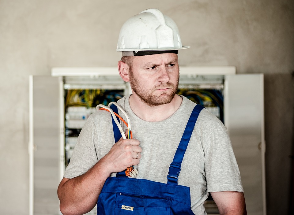 electrician-2755686_960_720