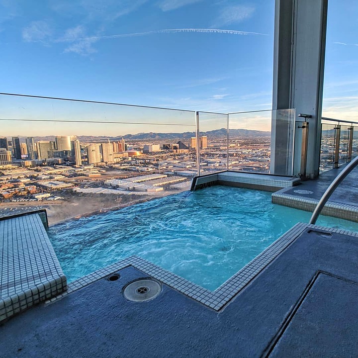 dug-out-pool-3137416_960_720