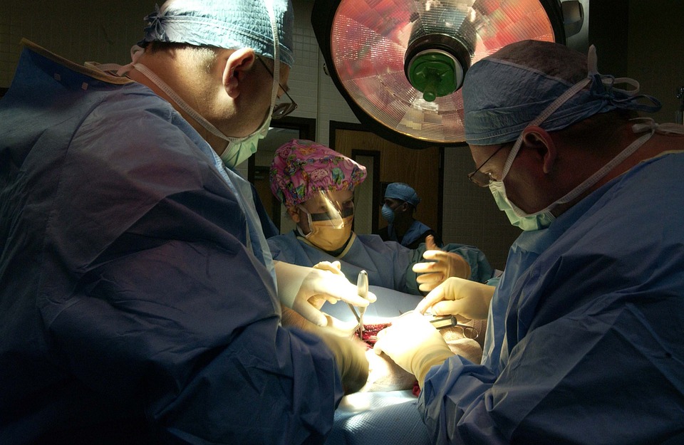 surgery-708470_960_720