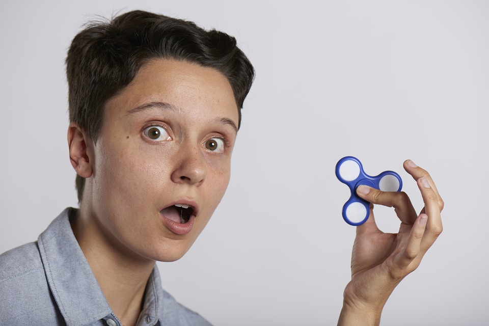 fidget-spinner-2748233_960_720