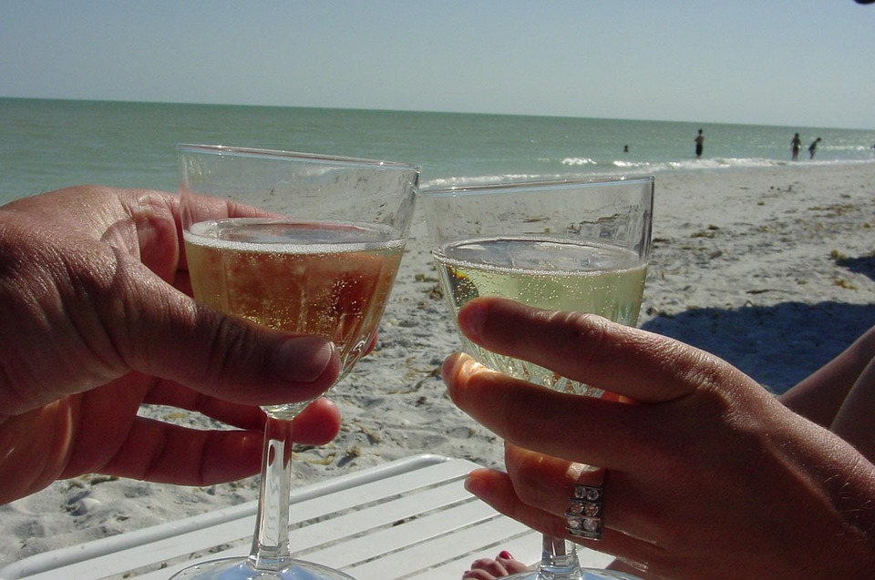 champagne-13319_960_720