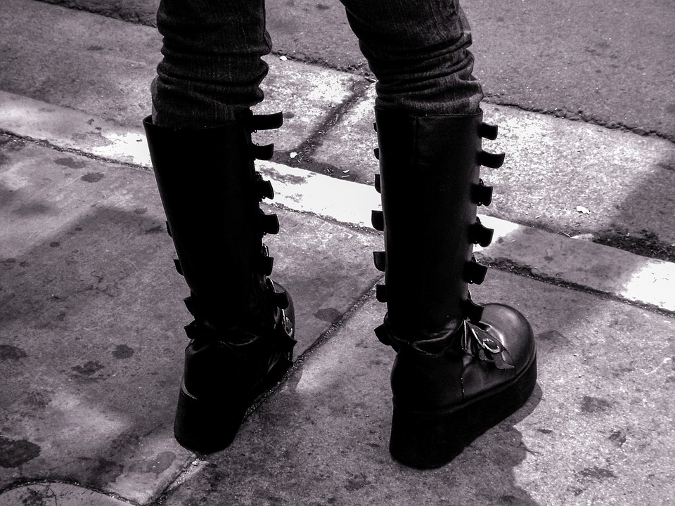 boots-215486_960_720