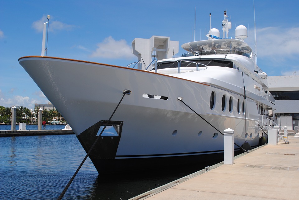 yacht-1040850_960_720