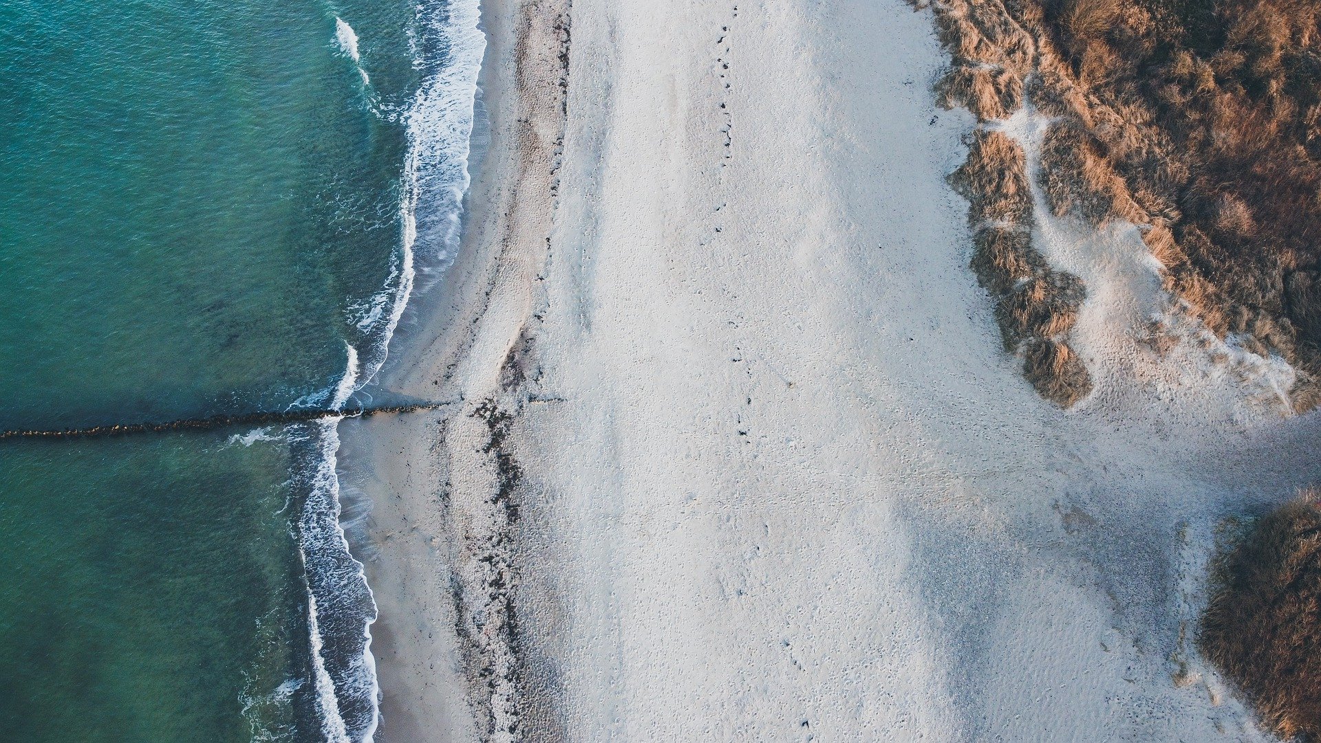 beach-4821377_1920
