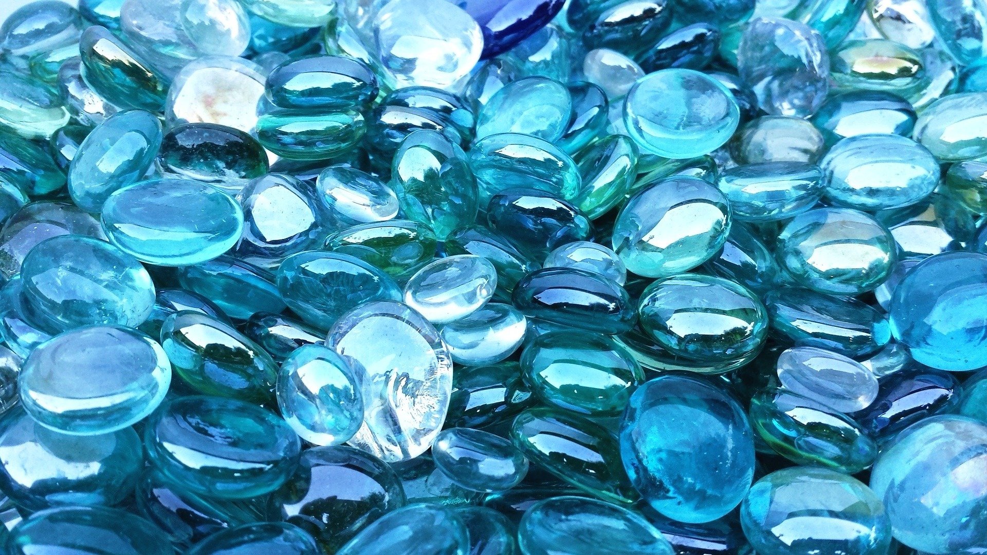 blue-625112_1920