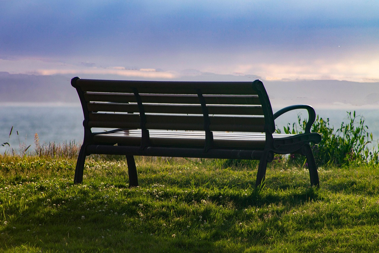 bench-5740382_1280