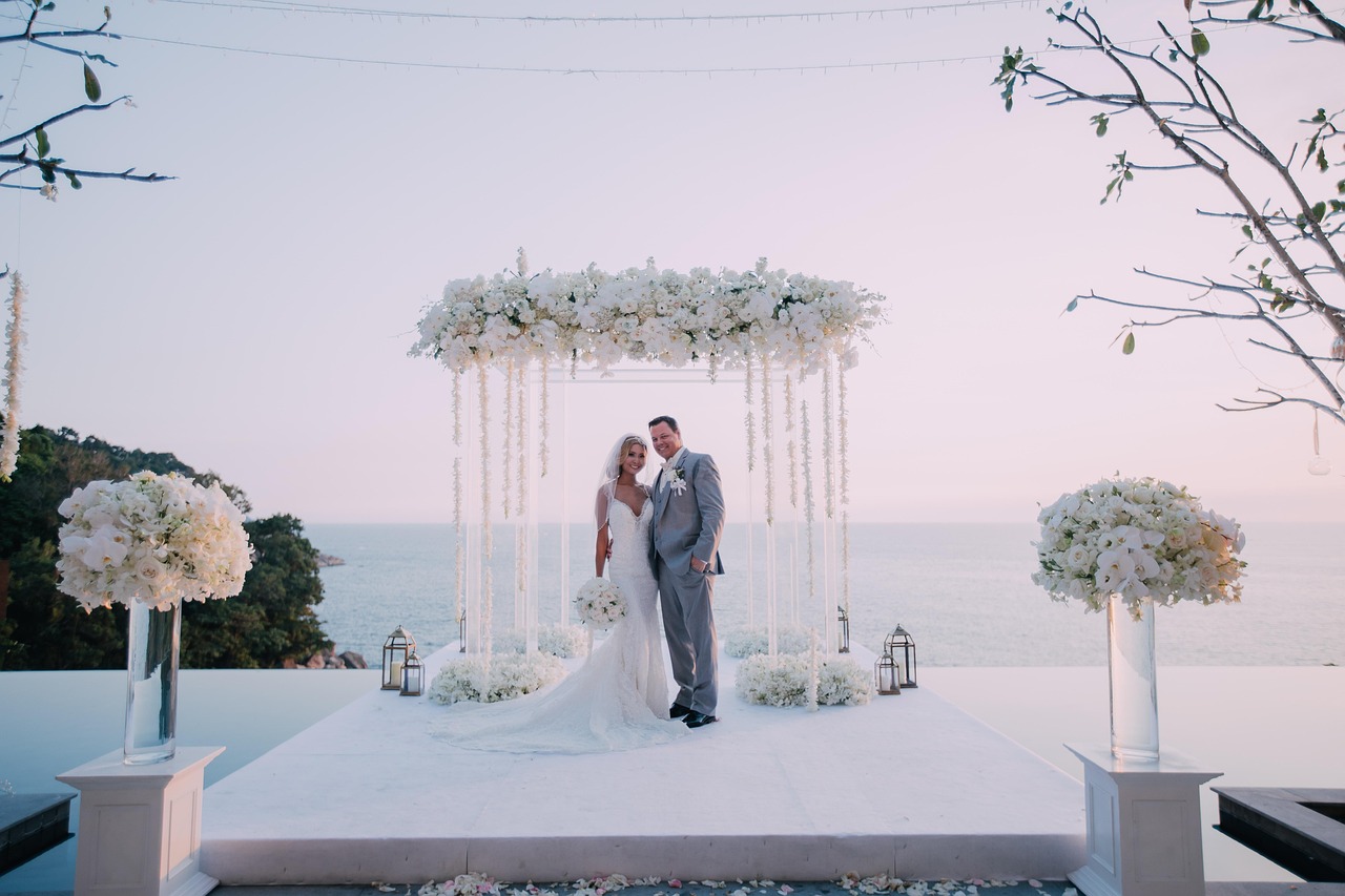 couple-5726769_1280