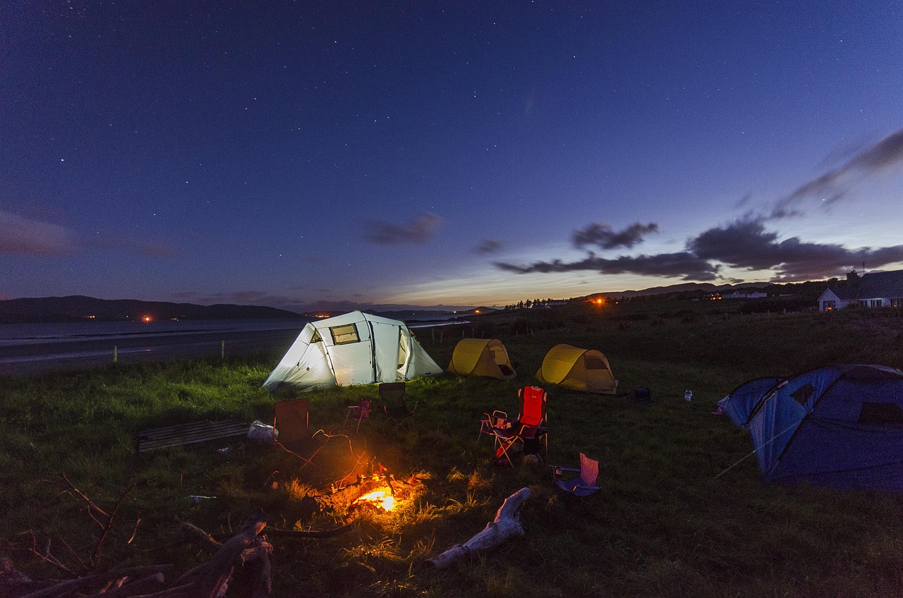 camping-1289930_1280