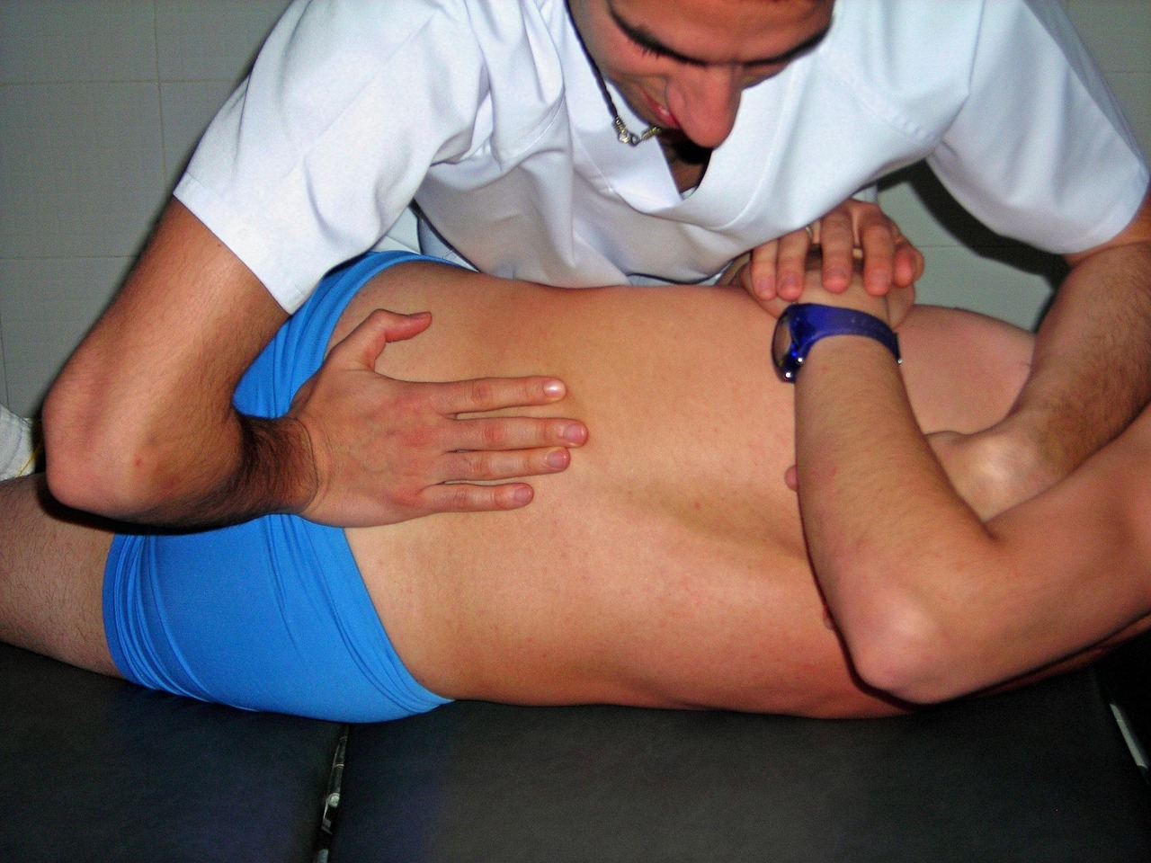 osteopathy-212590_1280