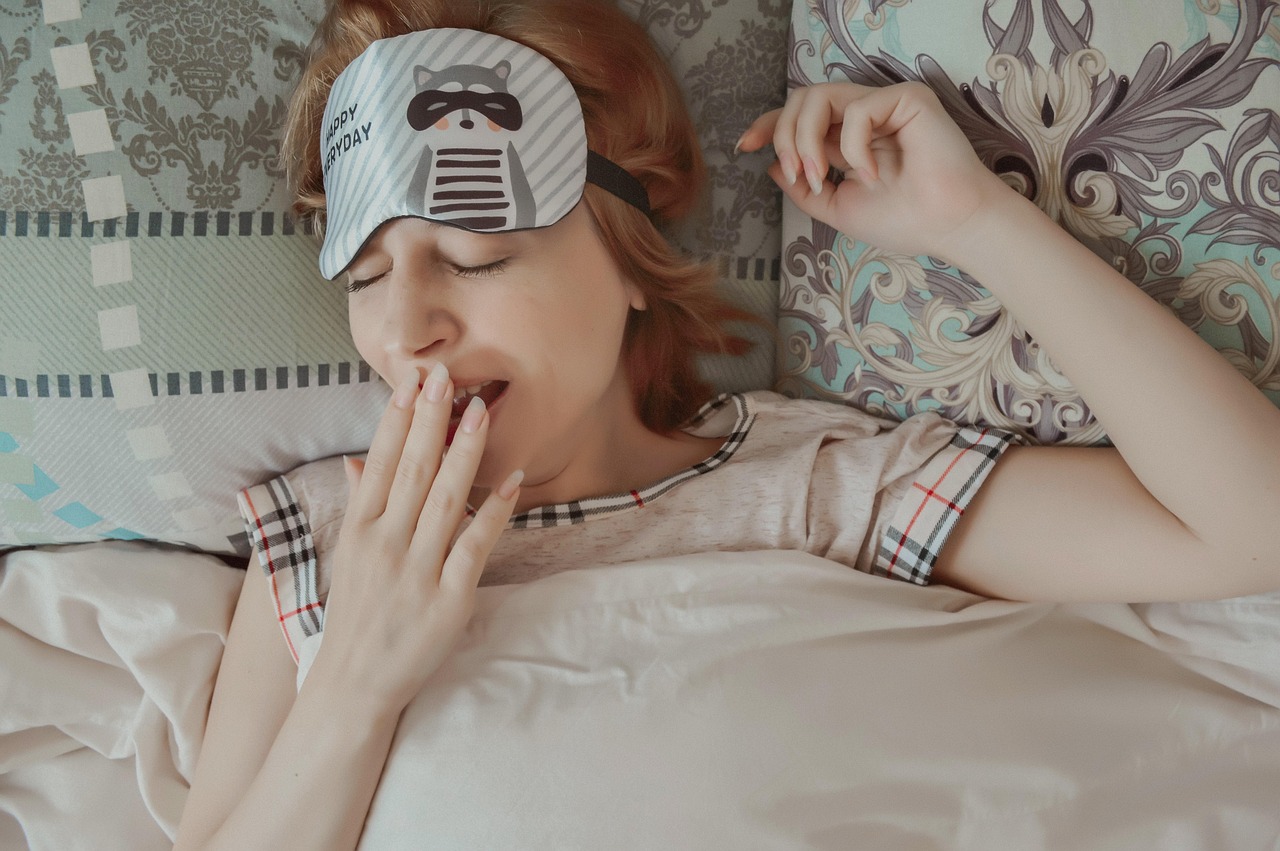 yawning-5381800_1280