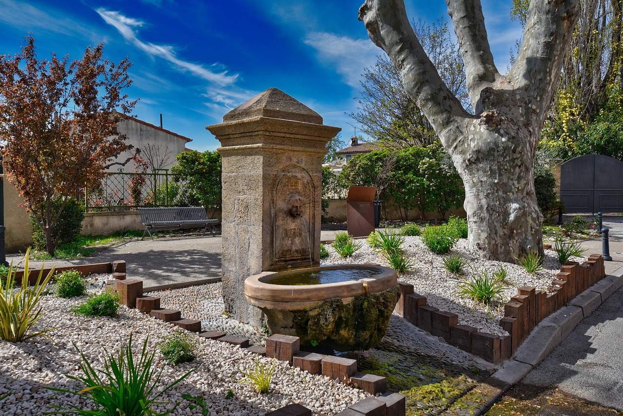 fountain-7913178_1280