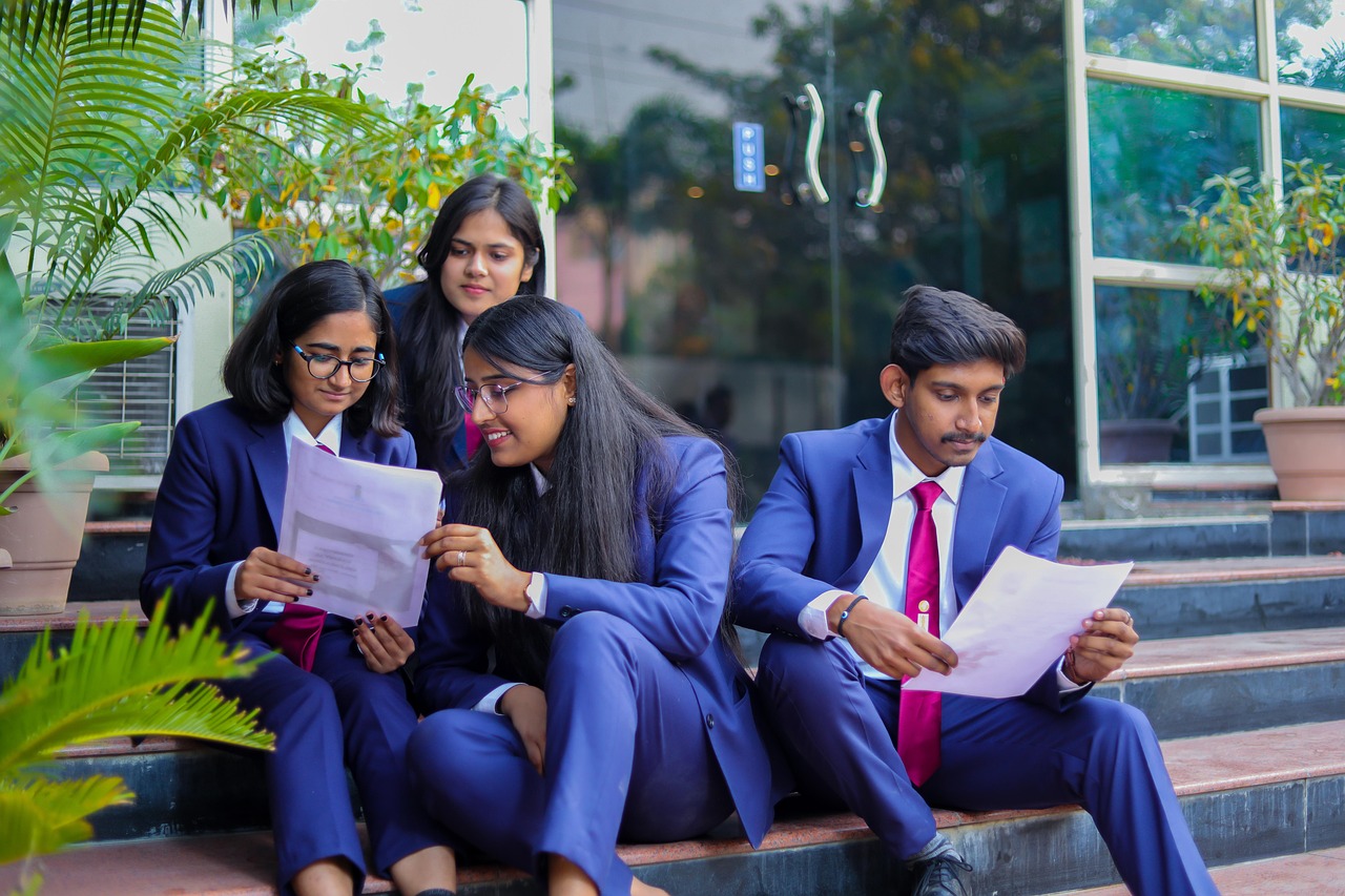 students-8541958_1280
