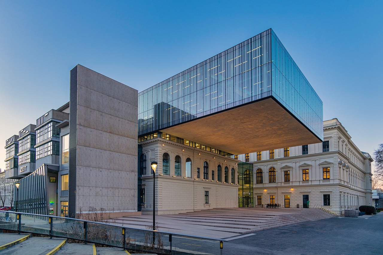 university-library-4825366_1280