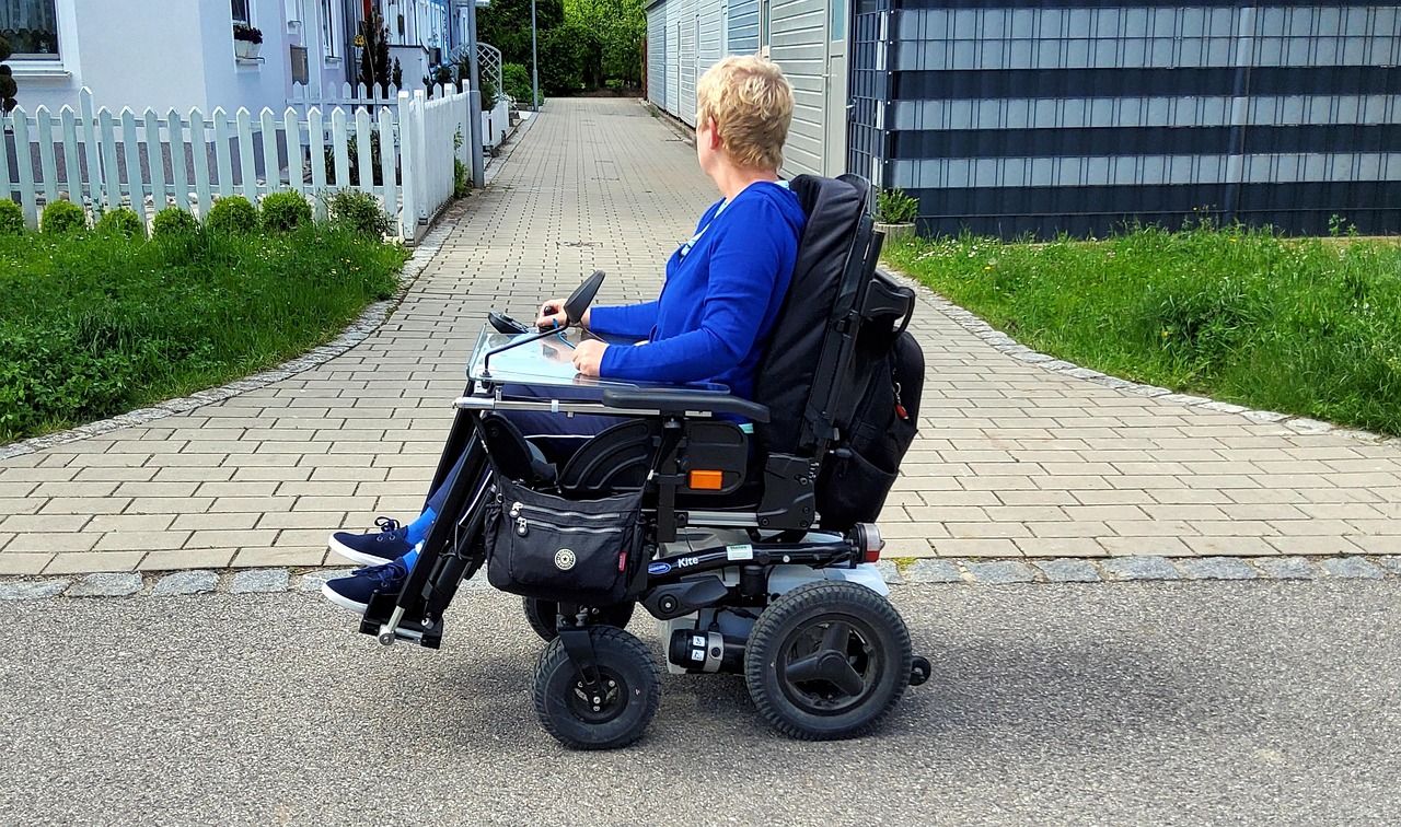 wheelchair-6296811_1280