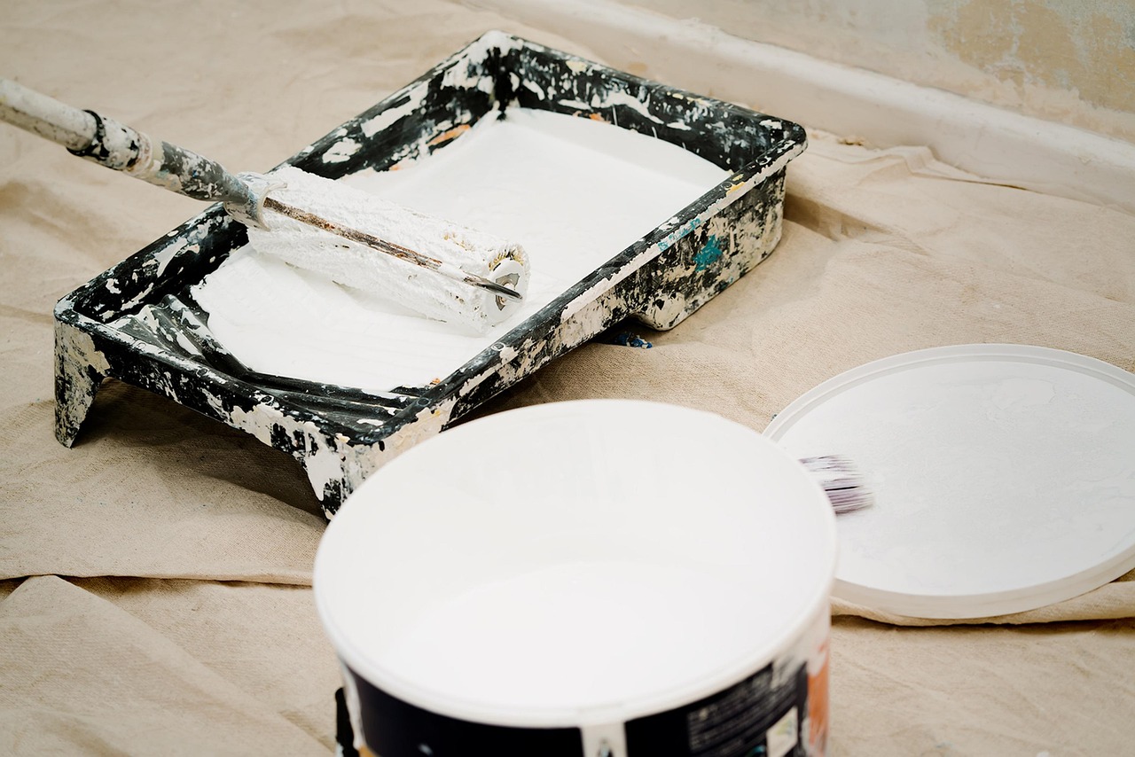paint-4191399_1280