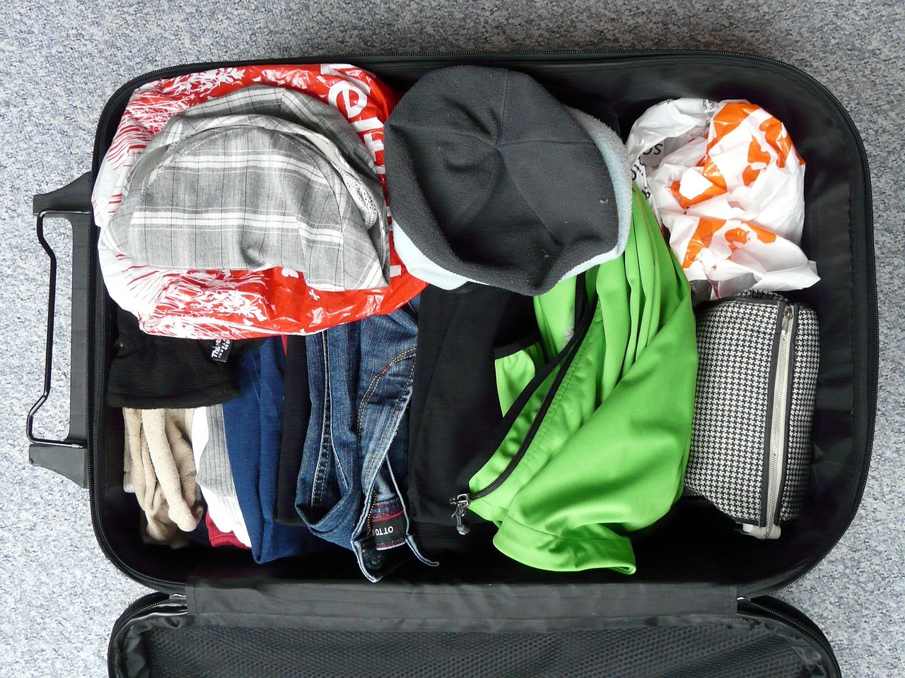 suitcase-64355_1280